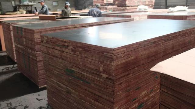 广西建筑模板厂家教你如何辨别高质量建筑模板？
